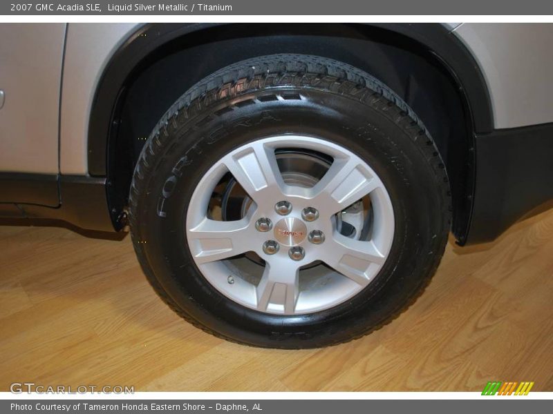 Liquid Silver Metallic / Titanium 2007 GMC Acadia SLE