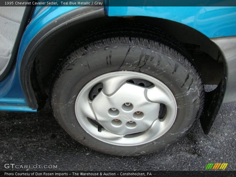 Teal Blue Metallic / Gray 1995 Chevrolet Cavalier Sedan