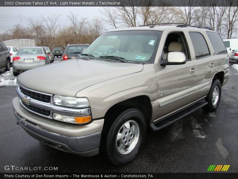 Light Pewter Metallic / Tan/Neutral 2002 Chevrolet Tahoe LT 4x4