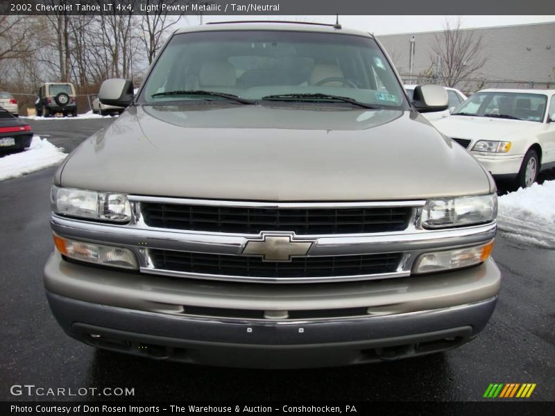 Light Pewter Metallic / Tan/Neutral 2002 Chevrolet Tahoe LT 4x4