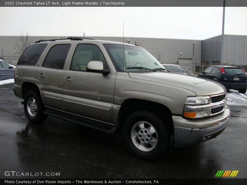 Light Pewter Metallic / Tan/Neutral 2002 Chevrolet Tahoe LT 4x4