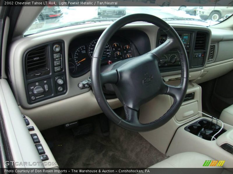 Light Pewter Metallic / Tan/Neutral 2002 Chevrolet Tahoe LT 4x4