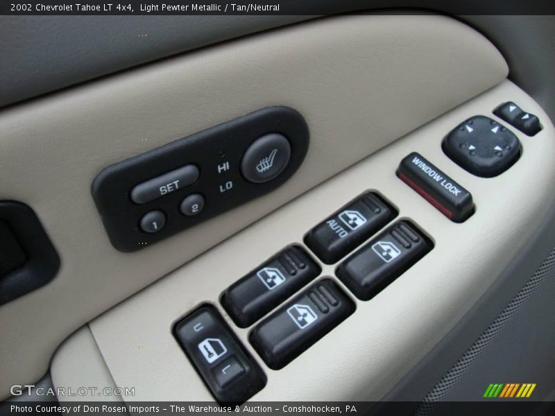 Light Pewter Metallic / Tan/Neutral 2002 Chevrolet Tahoe LT 4x4