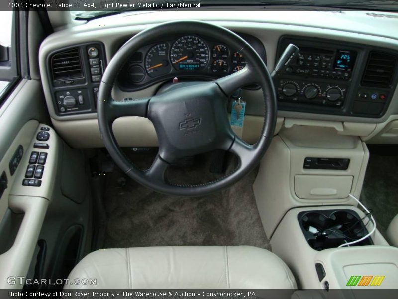 Light Pewter Metallic / Tan/Neutral 2002 Chevrolet Tahoe LT 4x4