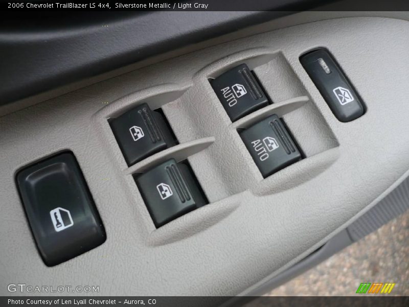 Silverstone Metallic / Light Gray 2006 Chevrolet TrailBlazer LS 4x4