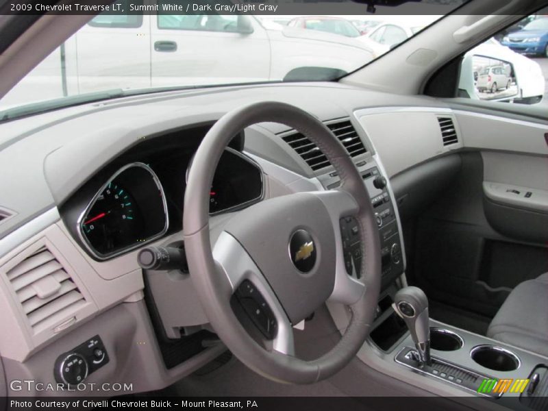Summit White / Dark Gray/Light Gray 2009 Chevrolet Traverse LT