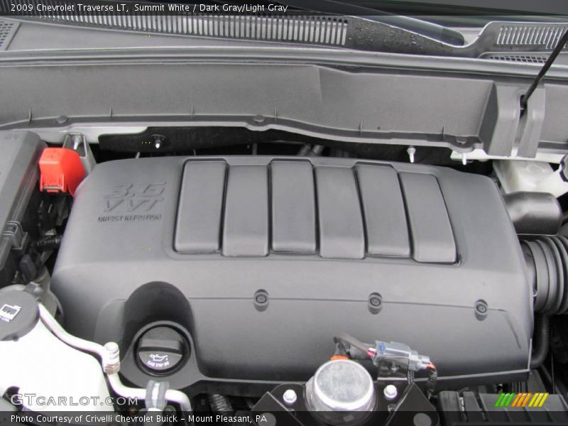 Summit White / Dark Gray/Light Gray 2009 Chevrolet Traverse LT