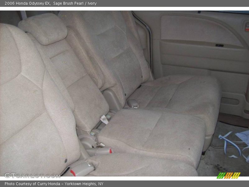 Sage Brush Pearl / Ivory 2006 Honda Odyssey EX