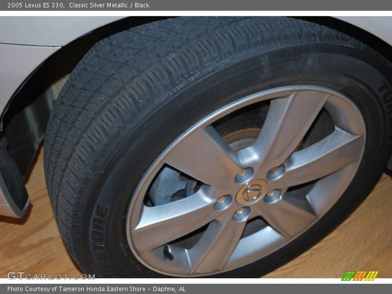 Classic Silver Metallic / Black 2005 Lexus ES 330