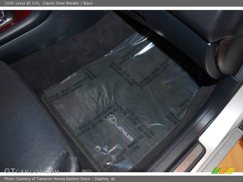Classic Silver Metallic / Black 2005 Lexus ES 330