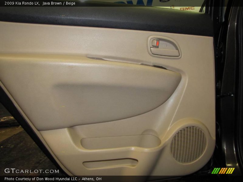 Java Brown / Beige 2009 Kia Rondo LX