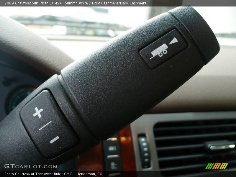 Summit White / Light Cashmere/Dark Cashmere 2009 Chevrolet Suburban LT 4x4