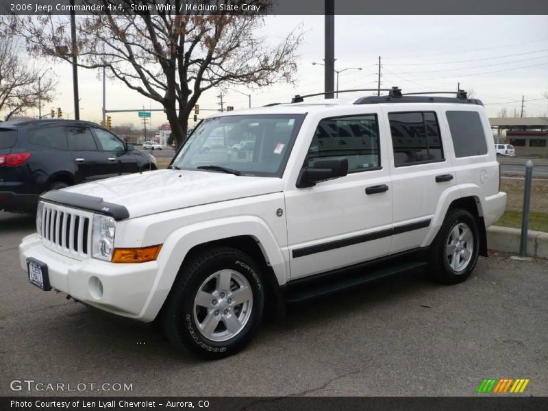 Stone White / Medium Slate Gray 2006 Jeep Commander 4x4