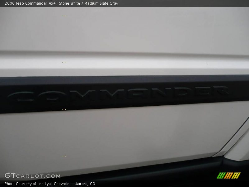 Stone White / Medium Slate Gray 2006 Jeep Commander 4x4