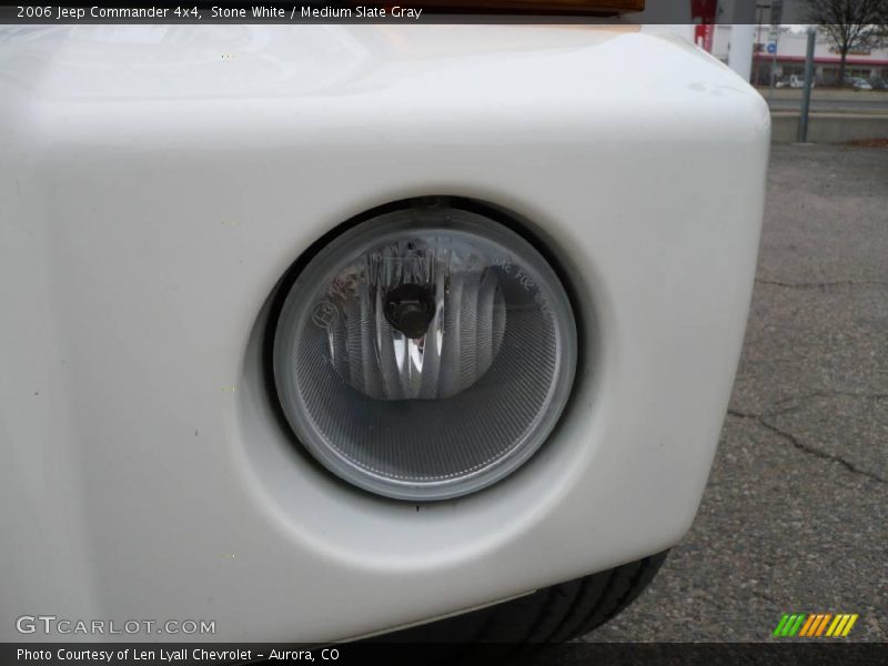 Stone White / Medium Slate Gray 2006 Jeep Commander 4x4