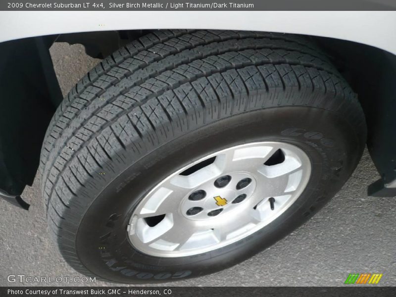 Silver Birch Metallic / Light Titanium/Dark Titanium 2009 Chevrolet Suburban LT 4x4