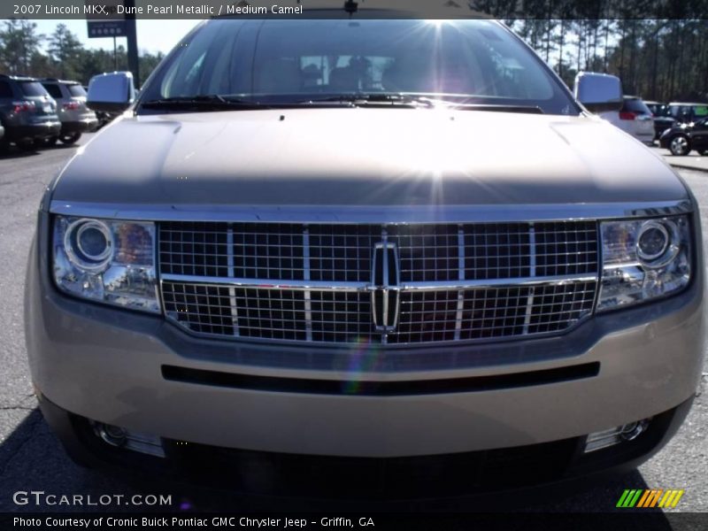 Dune Pearl Metallic / Medium Camel 2007 Lincoln MKX