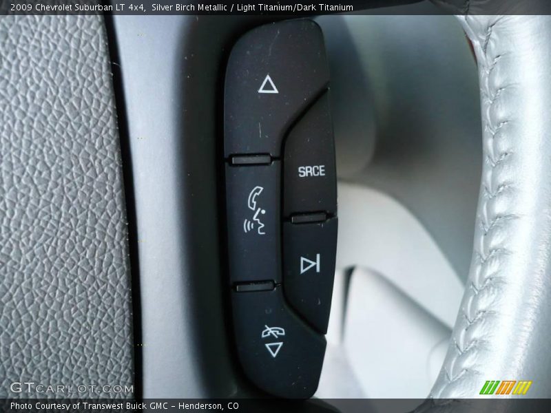 Silver Birch Metallic / Light Titanium/Dark Titanium 2009 Chevrolet Suburban LT 4x4