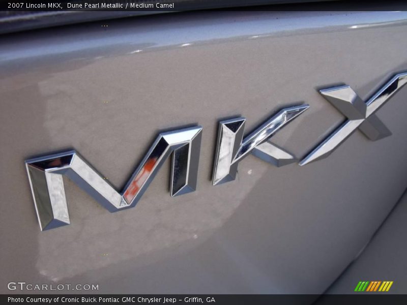 Dune Pearl Metallic / Medium Camel 2007 Lincoln MKX