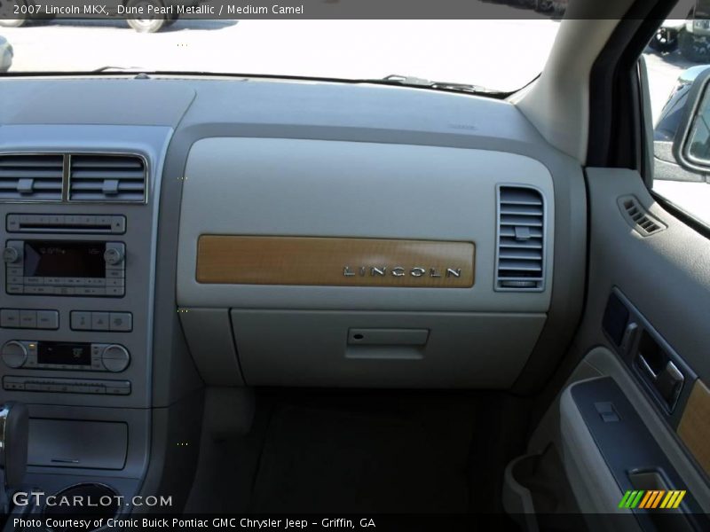 Dune Pearl Metallic / Medium Camel 2007 Lincoln MKX