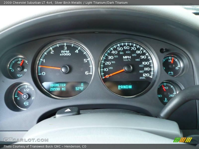Silver Birch Metallic / Light Titanium/Dark Titanium 2009 Chevrolet Suburban LT 4x4