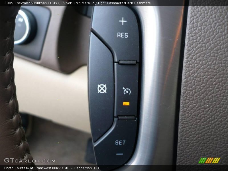 Silver Birch Metallic / Light Cashmere/Dark Cashmere 2009 Chevrolet Suburban LT 4x4