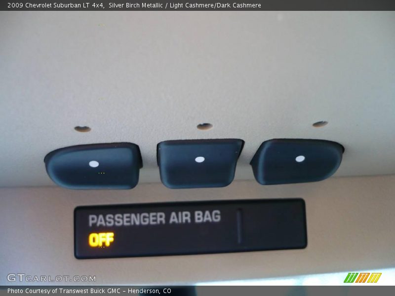 Silver Birch Metallic / Light Cashmere/Dark Cashmere 2009 Chevrolet Suburban LT 4x4