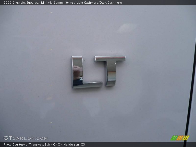 Summit White / Light Cashmere/Dark Cashmere 2009 Chevrolet Suburban LT 4x4