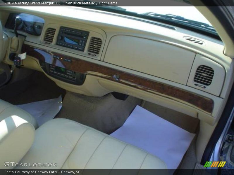 Silver Birch Metallic / Light Camel 2009 Mercury Grand Marquis LS