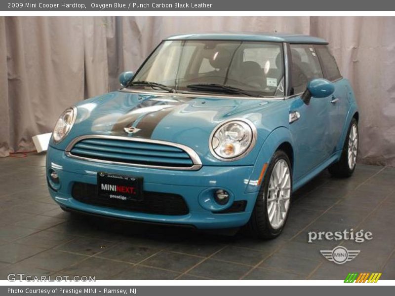 Oxygen Blue / Punch Carbon Black Leather 2009 Mini Cooper Hardtop
