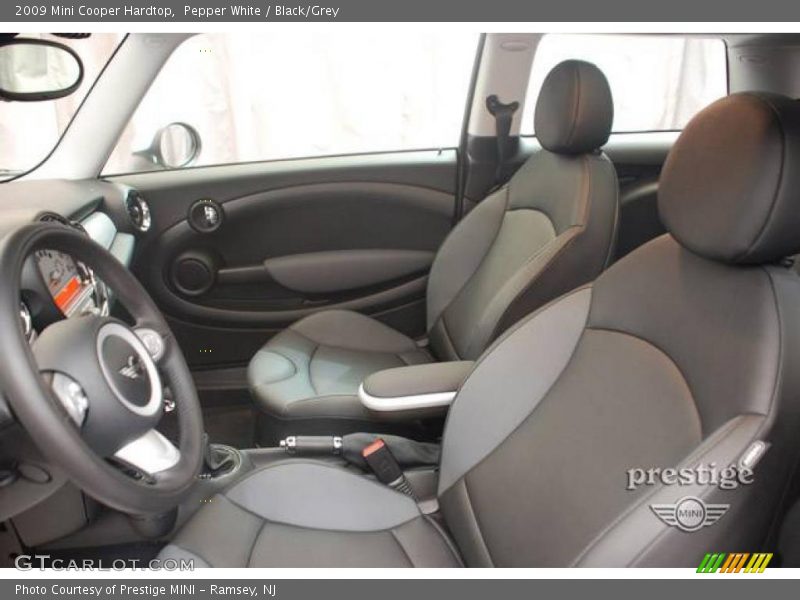 Pepper White / Black/Grey 2009 Mini Cooper Hardtop