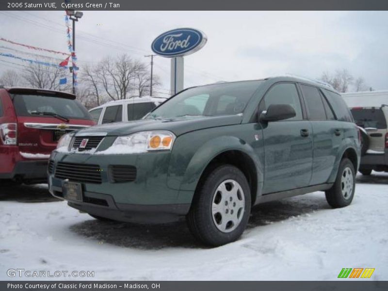 Cypress Green / Tan 2006 Saturn VUE