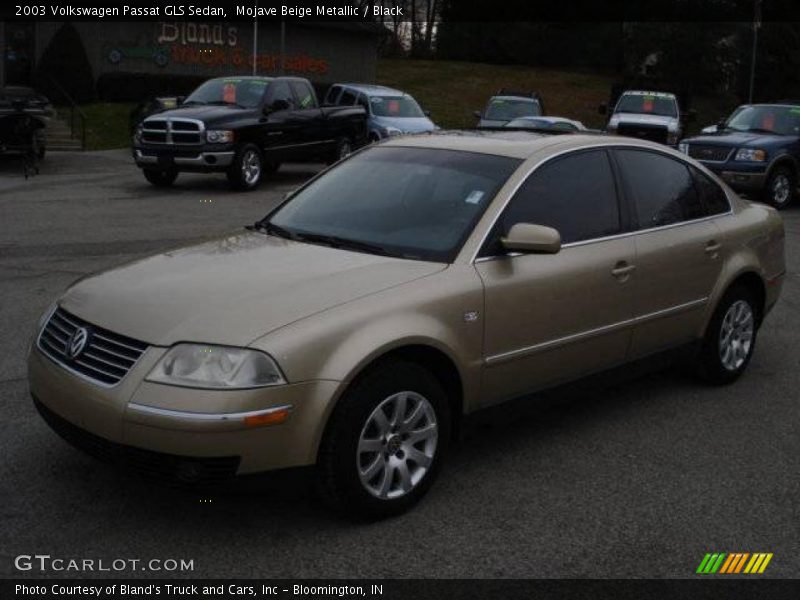 Mojave Beige Metallic / Black 2003 Volkswagen Passat GLS Sedan