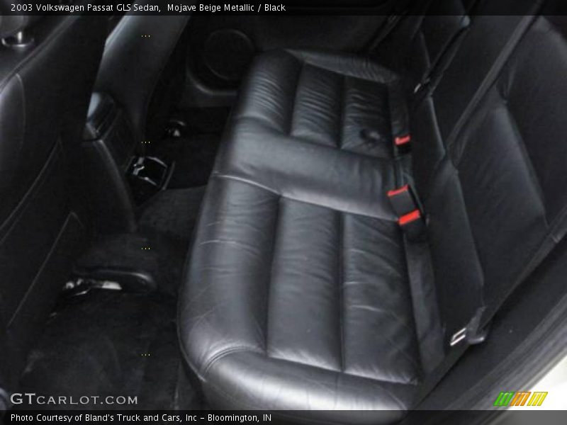Mojave Beige Metallic / Black 2003 Volkswagen Passat GLS Sedan