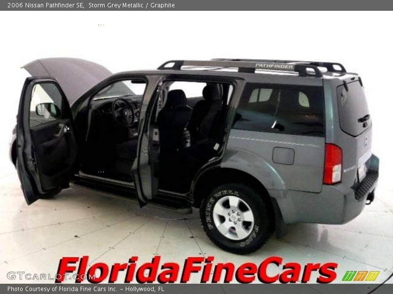 Storm Grey Metallic / Graphite 2006 Nissan Pathfinder SE