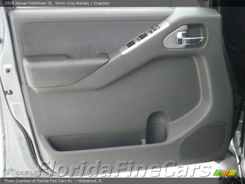 Storm Grey Metallic / Graphite 2006 Nissan Pathfinder SE