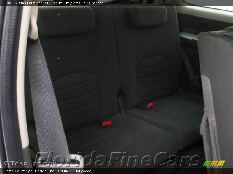 Storm Grey Metallic / Graphite 2006 Nissan Pathfinder SE