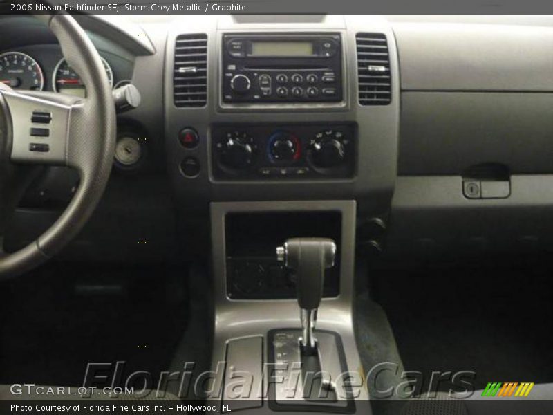 Storm Grey Metallic / Graphite 2006 Nissan Pathfinder SE
