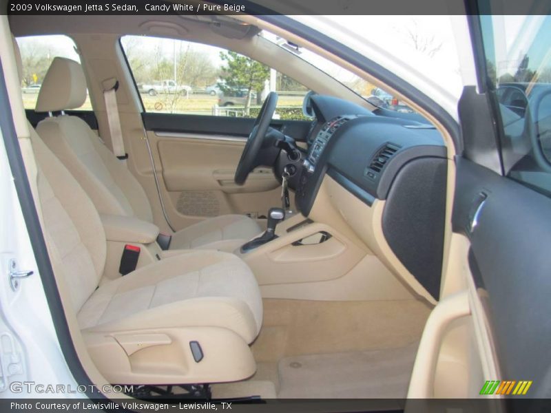 Candy White / Pure Beige 2009 Volkswagen Jetta S Sedan