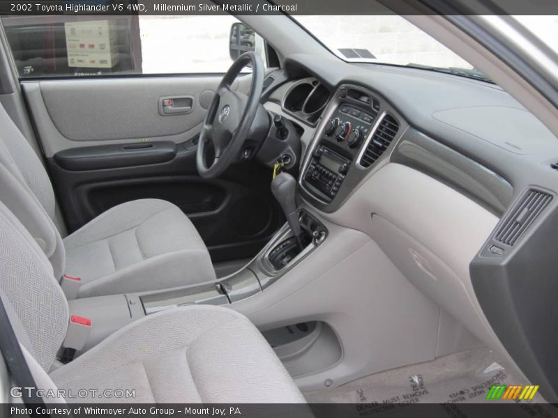 Millennium Silver Metallic / Charcoal 2002 Toyota Highlander V6 4WD