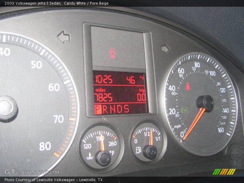 Candy White / Pure Beige 2009 Volkswagen Jetta S Sedan