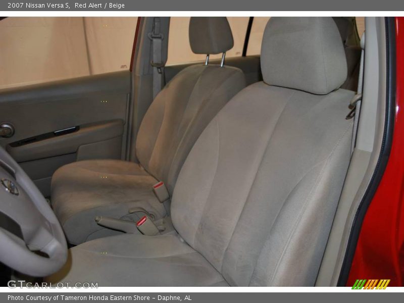 Red Alert / Beige 2007 Nissan Versa S