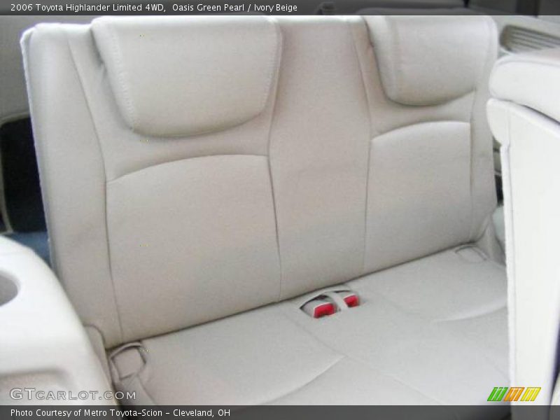 Oasis Green Pearl / Ivory Beige 2006 Toyota Highlander Limited 4WD