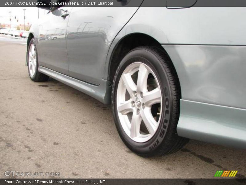 Aloe Green Metallic / Dark Charcoal 2007 Toyota Camry SE