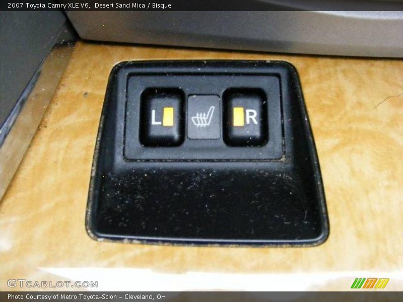 Desert Sand Mica / Bisque 2007 Toyota Camry XLE V6