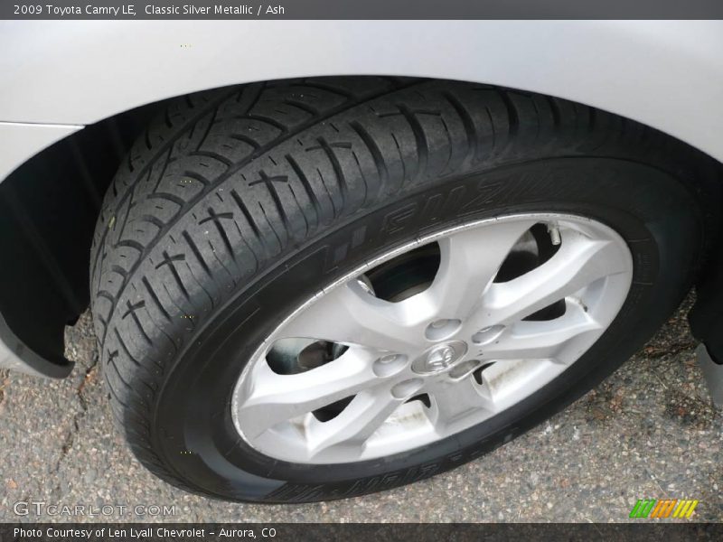 Classic Silver Metallic / Ash 2009 Toyota Camry LE