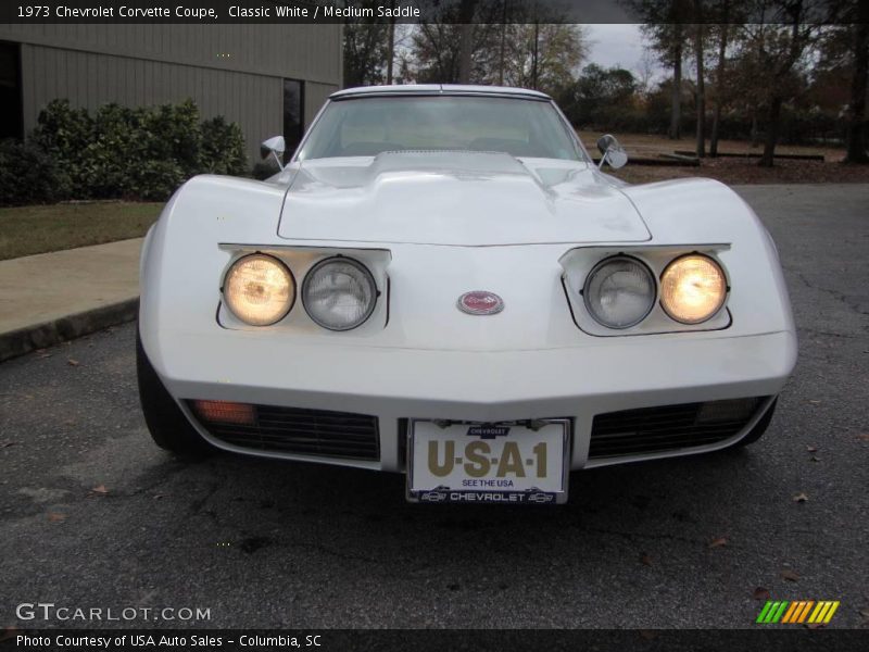 Classic White / Medium Saddle 1973 Chevrolet Corvette Coupe