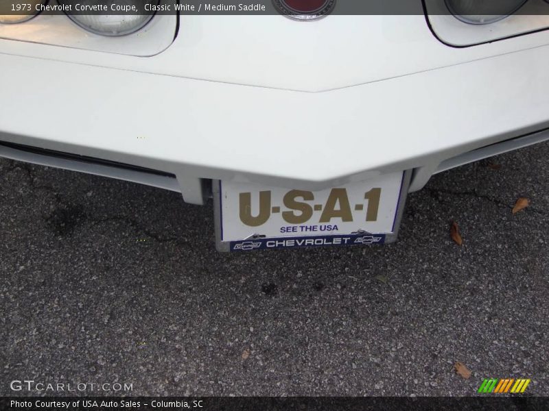 Classic White / Medium Saddle 1973 Chevrolet Corvette Coupe
