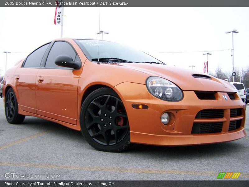 Orange Blast Pearlcoat / Dark Slate Gray 2005 Dodge Neon SRT-4