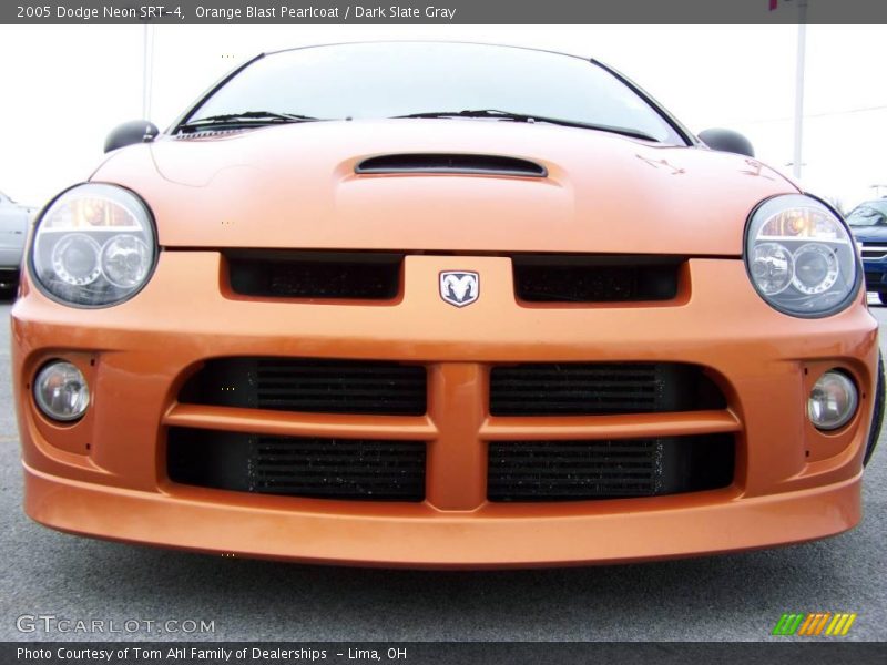Orange Blast Pearlcoat / Dark Slate Gray 2005 Dodge Neon SRT-4